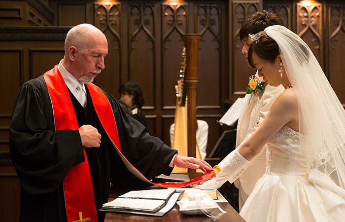 新郎新婦様モノクロ